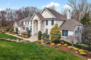 13 Palmer Cir, Millstone Township, NJ 08535 - Photo 4