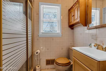 7 Klein Street, Oakhurst, NJ 07755 - Photo 12