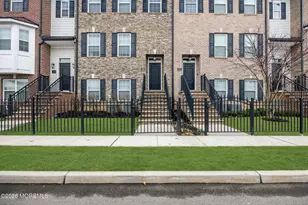 28 Catherine St, Red Bank, NJ 07701 - Photo 2