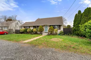 109 Harding Dr, Brick, NJ 08724 - Photo 2