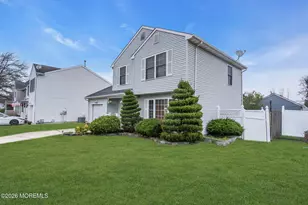 120 Shoreland Terrace, North Middletown, NJ 07748 - Photo 24