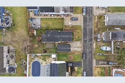 710 Cambridge Avenue, Union Beach, NJ 07735 - Photo 34