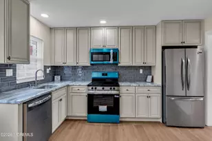 933B Thornhill Ct, Lakewood, NJ 08701 - Photo 20