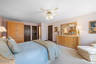 400 Randolph Rd, Freehold, NJ 07728 - Photo 36