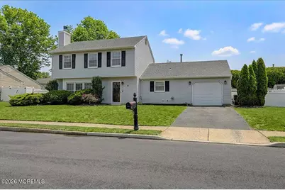 9 Regina Drive, Howell Township, NJ 07731 - Photo 2