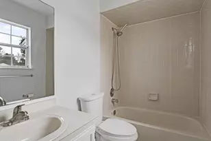 34 S Pointe Cir, Tinton Falls, NJ 07753 - Photo 8