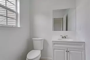 34 S Pointe Cir, Tinton Falls, NJ 07753 - Photo 6