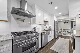 19 Rambling Meadow Ct, Eatontown, NJ 07724 - Photo 6