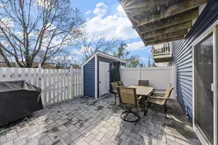 19 Rambling Meadow Ct, Eatontown, NJ 07724 - Photo 26