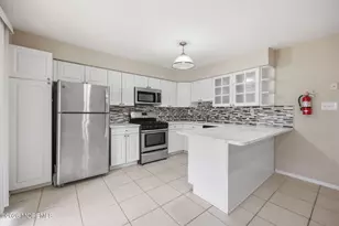 253 Colby Pl, Morganville, NJ 07751 - Photo 16