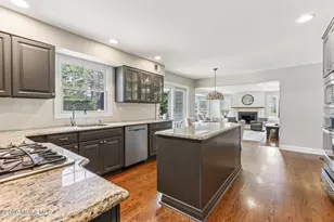 3 Sentry Ct, Holmdel, NJ 07733 - Photo 4