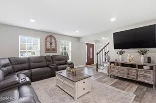 18 Carrie Dr, Howell Township, NJ 07731 - Photo 4