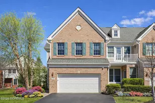 9 Chatsworth Rd, Manalapan Township, NJ 07726 - Photo 2