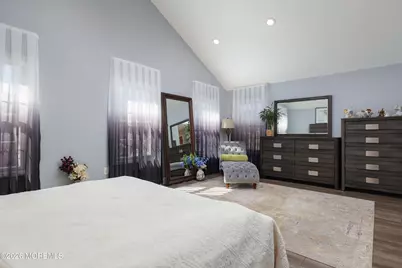 9 Chatsworth Road, Manalapan Township, NJ 07726 - Photo 22