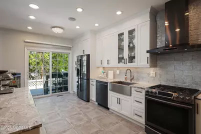 9 Chatsworth Road, Manalapan Township, NJ 07726 - Photo 8