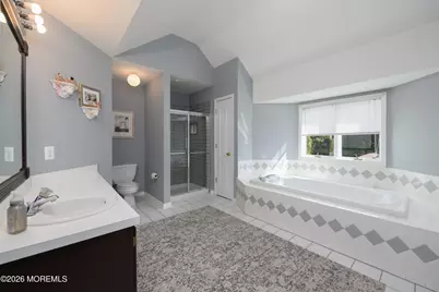 51 Outlook Lane, Freehold, NJ 07728 - Photo 22