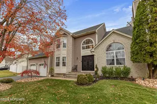 2 Kristen Ct, Matawan, NJ 07747 - Photo 2