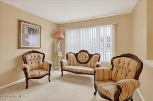 28 Golden Willows Ave, Lakewood, NJ 08701 - Photo 6