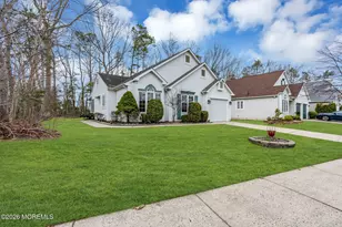 40 N Avon Dr, Jackson, NJ 08527 - Photo 2