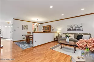 266 Gloucester Ct, Aberdeen Township, NJ 07747 - Photo 18