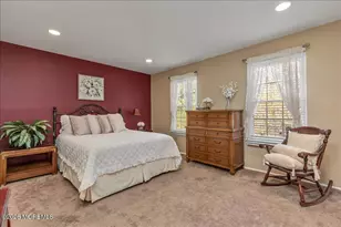 266 Gloucester Ct, Aberdeen Township, NJ 07747 - Photo 20