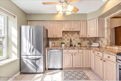 266 Gloucester Court, Aberdeen Township, NJ 07747 - Photo 6