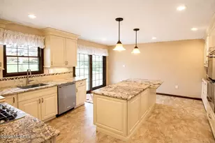 255 Double Creek Pkwy, Freehold, NJ 07728 - Photo 4