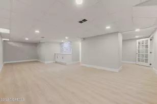 97 Windsor Dr, Eatontown, NJ 07724 - Photo 30