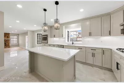 97 Windsor Drive, Eatontown, NJ 07724 - Photo 8