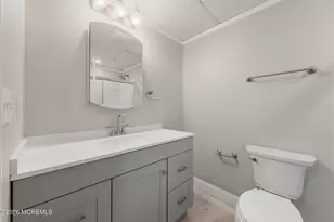 97 Windsor Dr, Eatontown, NJ 07724 - Photo 28