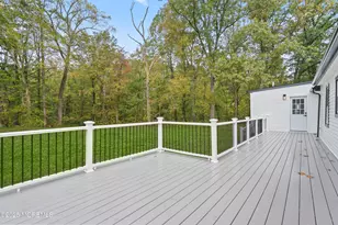 393 E Millstream Rd, Cream Ridge, NJ 08514 - Photo 26