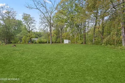 393 E Millstream Road, Cream Ridge, NJ 08514 - Photo 28