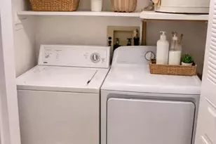 240 Medford Ct, Manalapan Township, NJ 07726 - Photo 8