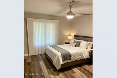 240 Medford Court #C, Manalapan Township, NJ 07726 - Photo 4