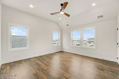 16 W Raritan Drive, Little Egg Harbor, NJ 08087 - Photo 38