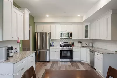 31 Emily Court, Hazlet Township, NJ 07730 - Photo 12