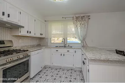 111 Valley Avenue, Highlands, NJ 07732 - Photo 12
