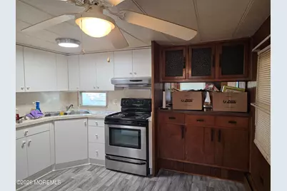 525 E Main Street #D3, Tuckerton, NJ 08087 - Photo 2