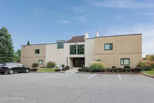 410 Coventry Dr, Lopatcong Township, NJ 08865 - Photo 1