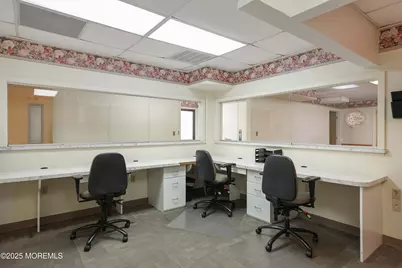 410 Coventry Drive, Lopatcong Township, NJ 08865 - Photo 26