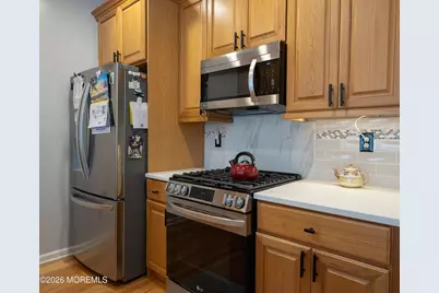 422 Sophee Lane, Lakewood, NJ 08701 - Photo 10