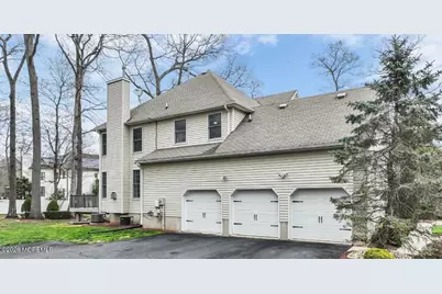 61 Lions Court, Freehold, NJ 07728 - Photo 44