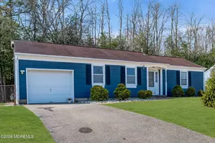 127 Driftwood Ln, Lanoka Harbor, NJ 08734 - Photo 2