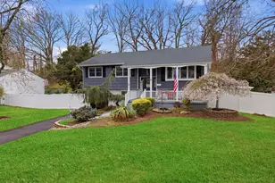 7 Annapolis Dr, Manalapan Township, NJ 07726 - Photo 1