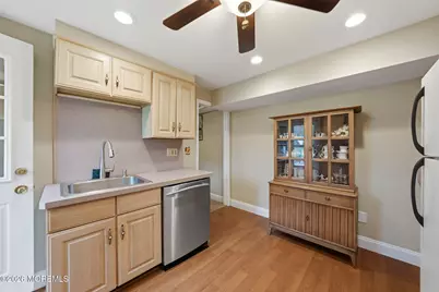 7 Annapolis Drive, Manalapan Township, NJ 07726 - Photo 38