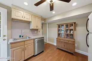 7 Annapolis Dr, Manalapan Township, NJ 07726 - Photo 38