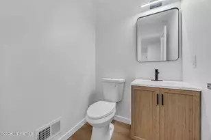 165 Penn Ct, Matawan, NJ 07747 - Photo 16