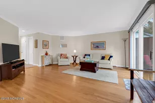 24 Old Mill Ct, Wall Township, NJ 07719 - Photo 12