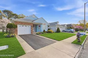 71 Winterton Dr, Toms River Township, NJ 08757 - Photo 2