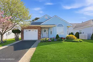 71 Winterton Dr, Toms River Township, NJ 08757 - Photo 1